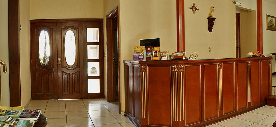 Hotel Villa Florencia San Benito - imagen 4